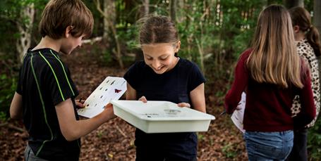 Lynkursus ”Vilde Rødder”: Lær børn at skabe vild natur i jeres lokalafdeling!